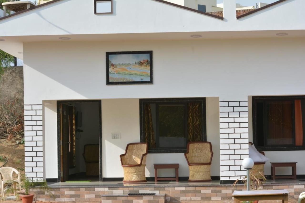 Mango Tree Resort Pushkar Bagian luar foto